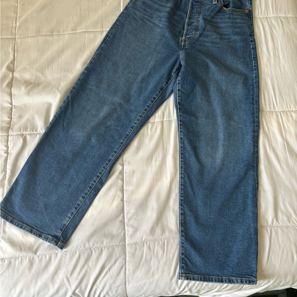 Levi's Women's Straight Leg Blue Jeans